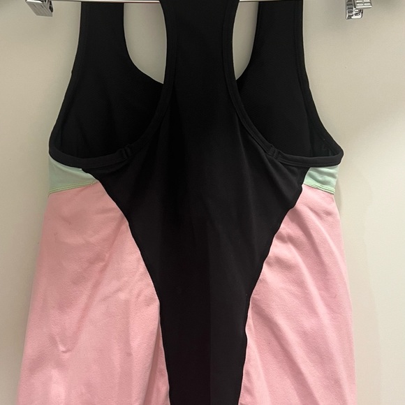 Lululemon Size 10 Bra Built In Tank Top . - Picture 2 of 8